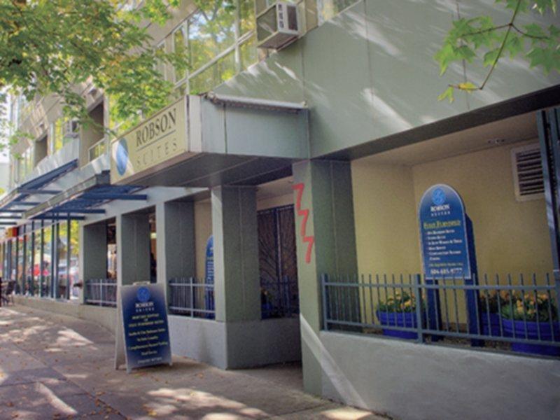 Robson Suites Vancouver Exterior photo